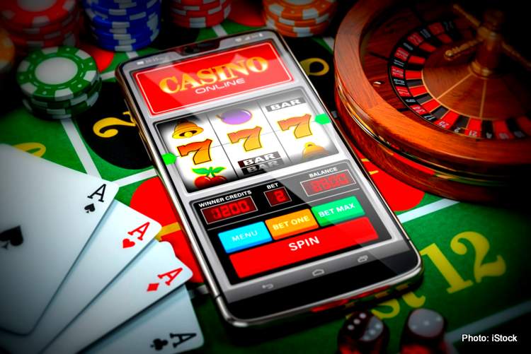 Discover the Thrills of Casinoly Casino & Sportsbook -1316080701